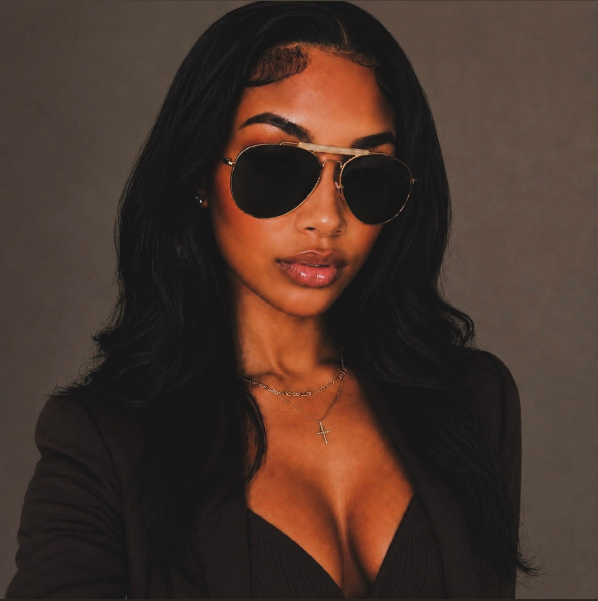 THE STANDARD Noir